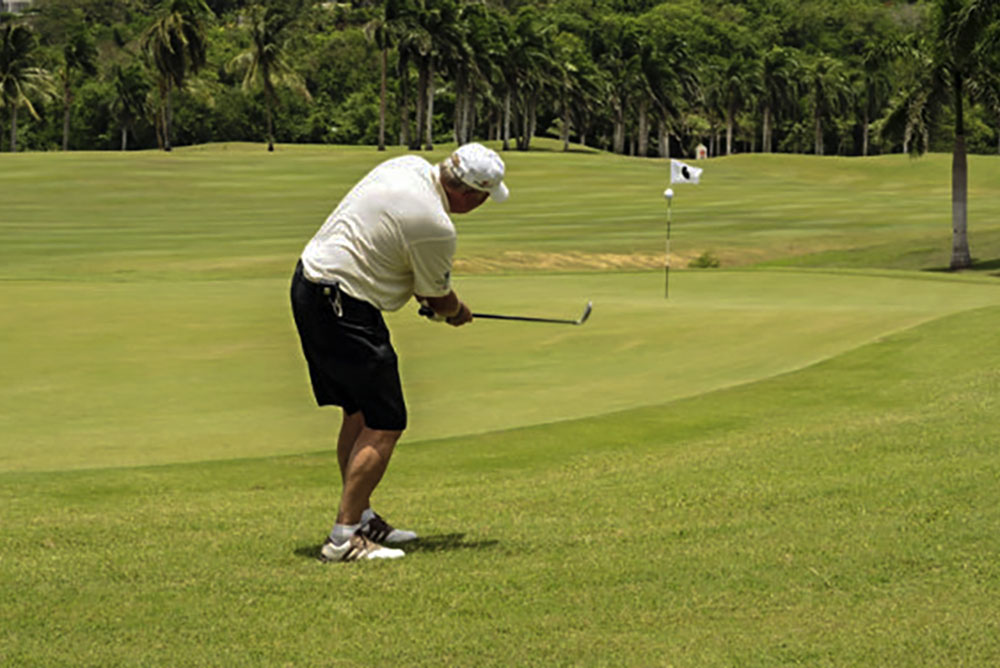 Jamaican Golf Tour to Half Moon Golf Club Photo - Joe Cool Taxi and Tours Jamaica - Jamaican Taxi and Tours by Joe Cool - www.joecooltaxiandtoursjamaica.com - www.joecooltaxiandtoursjamaica.net